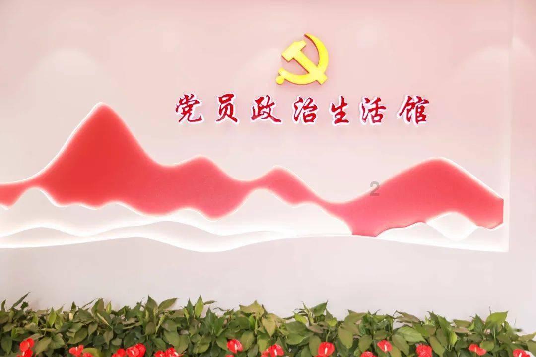 豪宅屋顶逃脱